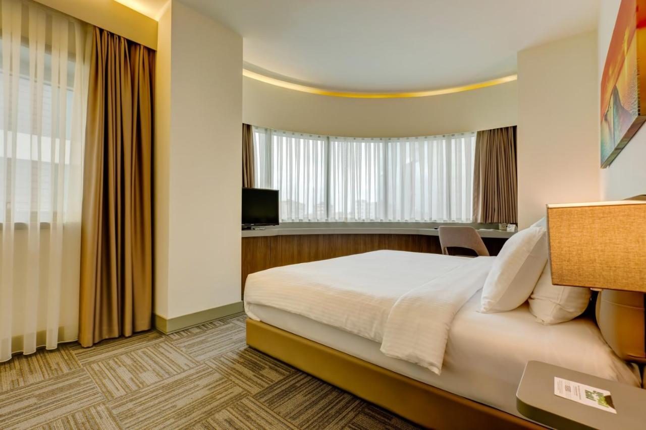 พลัส โฮเต็ล บอสตันซี อะทาเซเฮียร์ Hotel อิสตันบูล ภายนอก รูปภาพ