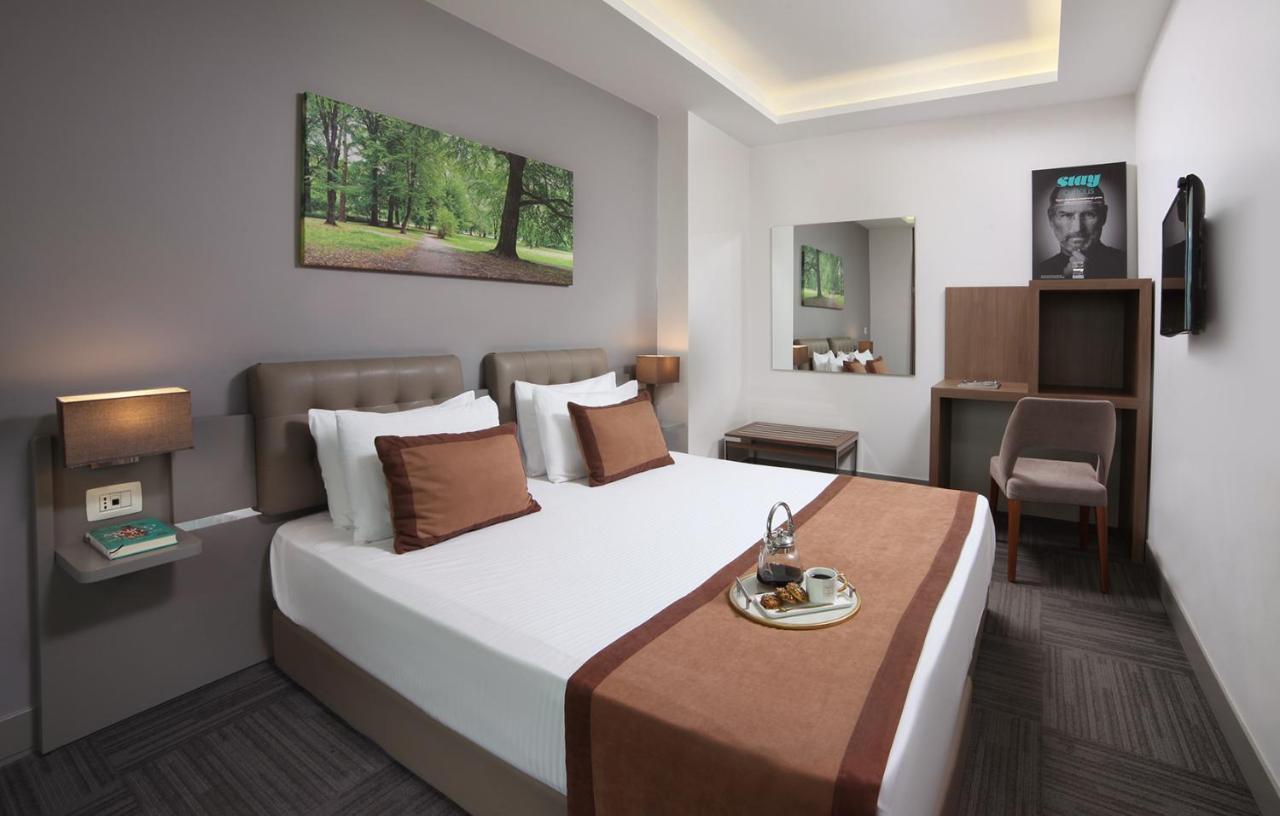 พลัส โฮเต็ล บอสตันซี อะทาเซเฮียร์ Hotel อิสตันบูล ภายนอก รูปภาพ